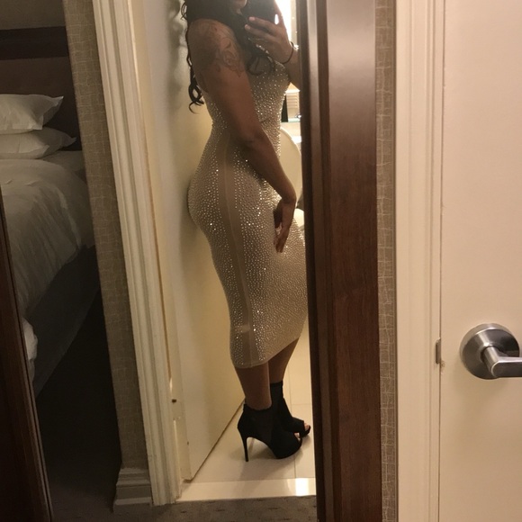 Dress - Picture 5 of 5